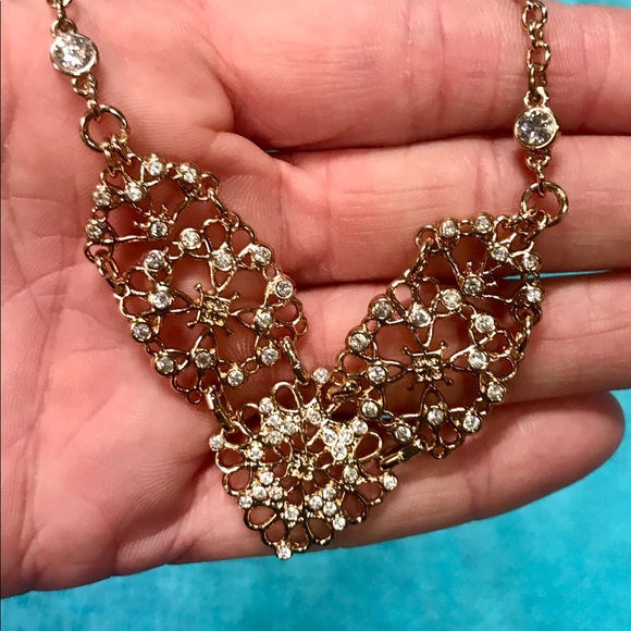 Necklace - Picture 2 of 6